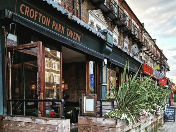 Crofton Park Tavern, 330-332 Brockley Rd, London SE4 2BT